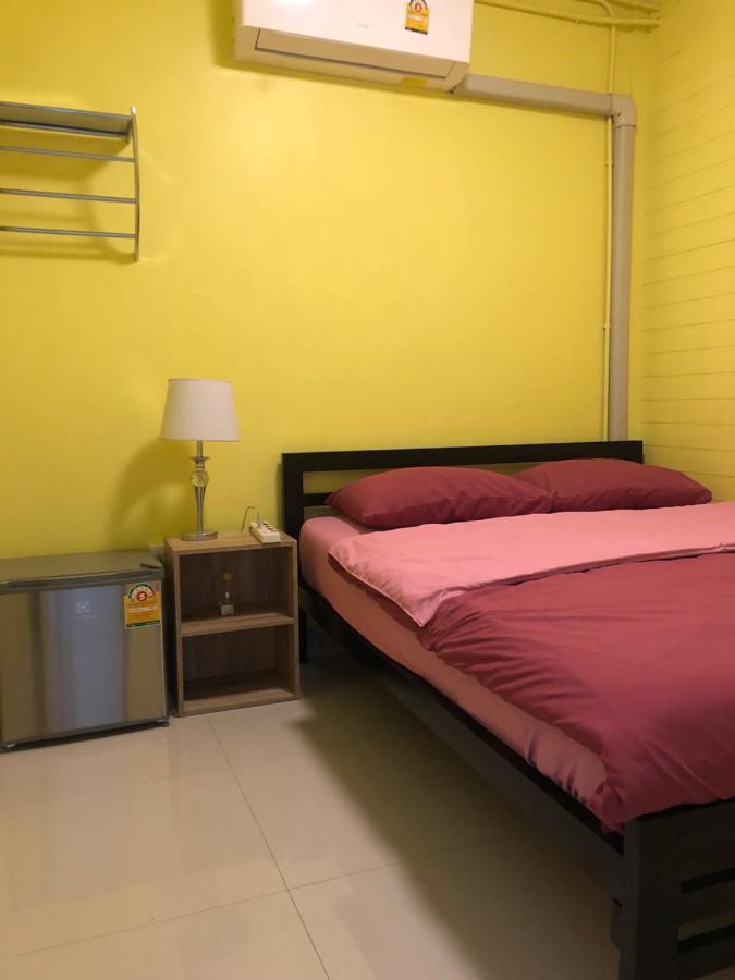 Nakara Hostel Ayutthaya Eksteriør billede